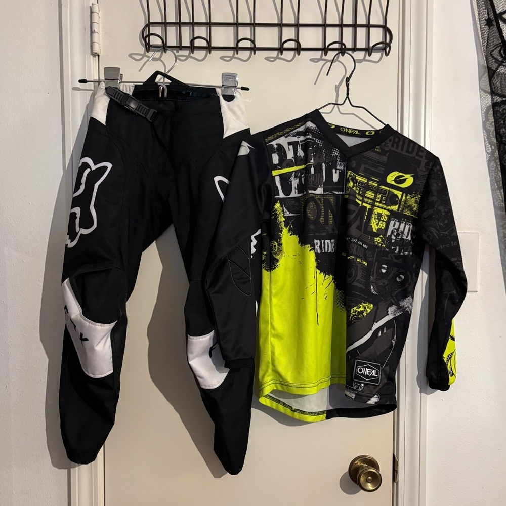 Fox 180 MX Pants & O’Neil MX Jersey